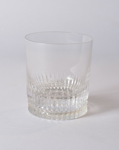 Appraisal: An Irish glass tumbler th Centuryinset with coin to the