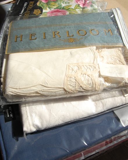 Appraisal: Linen Tray Lot items in packages