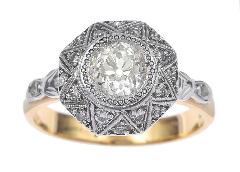 Appraisal: A DIAMOND PLAQUE RING Centrally set with an old European