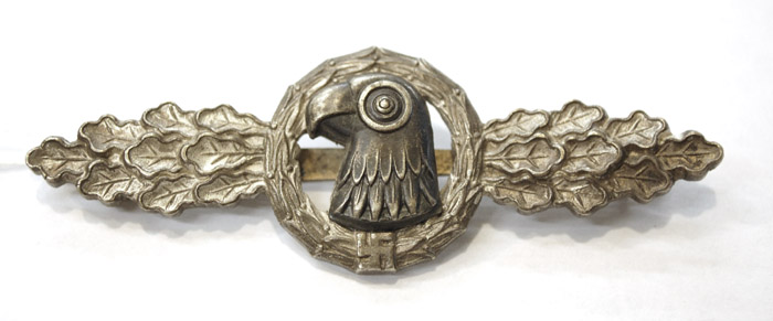 Appraisal: GERMAN WORLD WAR TWO RECONNAISSANCE FLIGHT CLASP silver class featuring