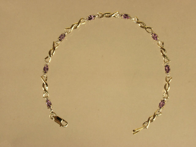 Appraisal: Ladies karat yellow gold bracelet set with approx carats in