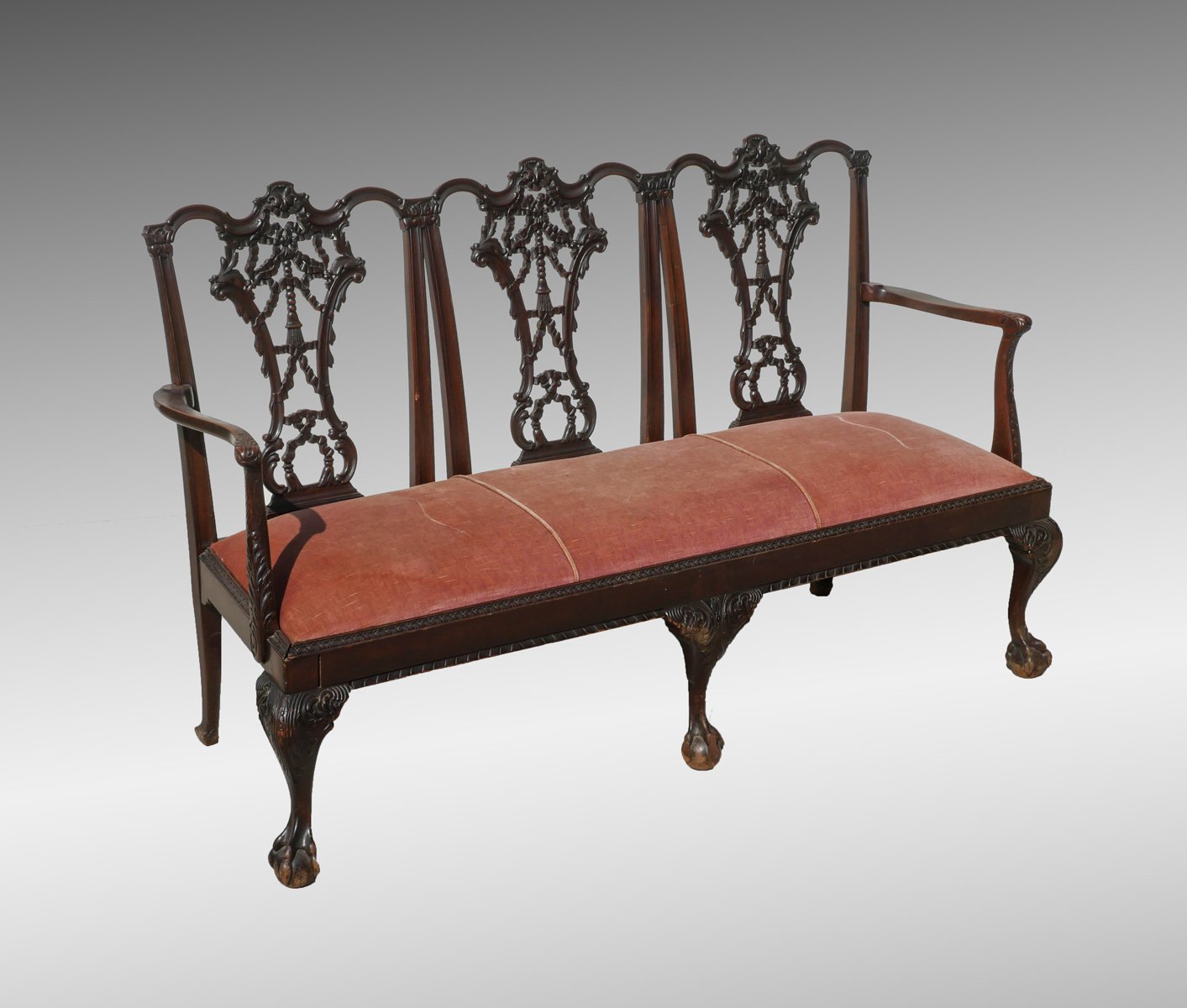 Appraisal: PHILADELPHIA CHIPPENDALE STYLE SETTEE Chippendale settee having carved Ribbon Tassel