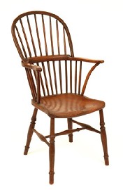 Appraisal: TWO TH CENTURY ENGLISH ELM WINDSOR CHAIRS Each with shaped