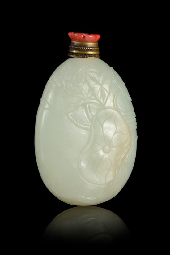 Appraisal: Sale Lot A Carved White Jade Snuff Bottle of natural