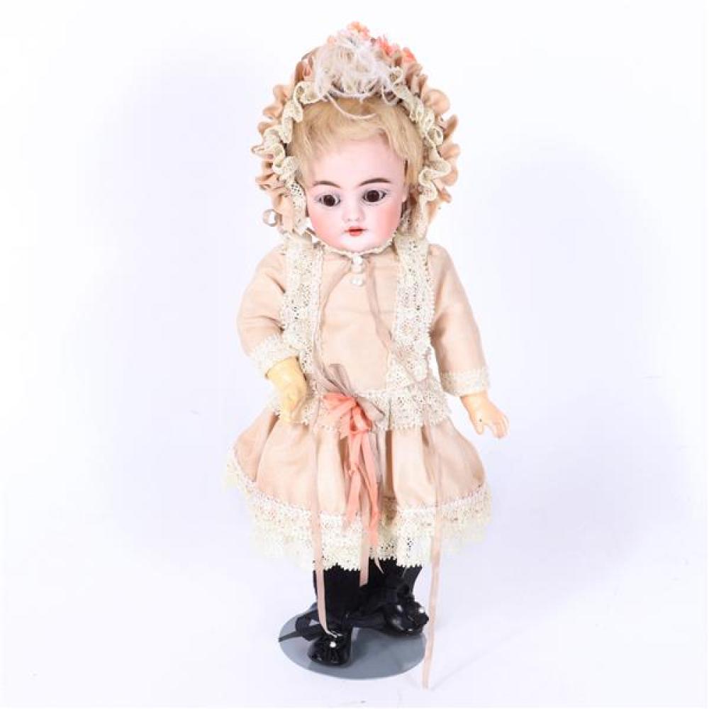 Appraisal: KESTNER GERMAN BISQUE SOCKET HEAD CHILD DOLL Kestner German bisque