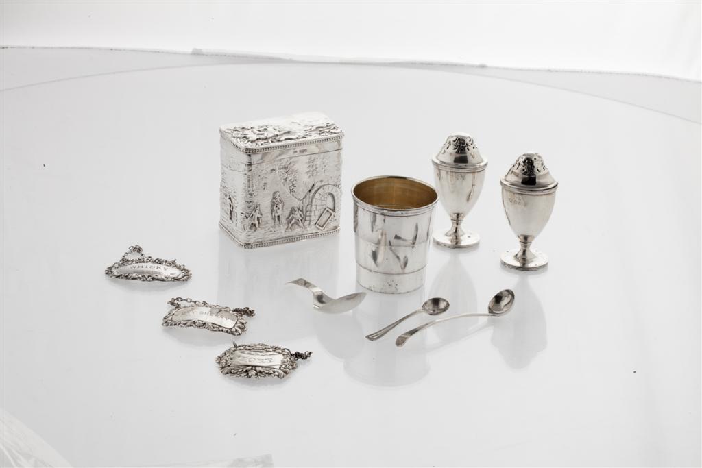 Appraisal: A mixed group of items to include a Dutch tea