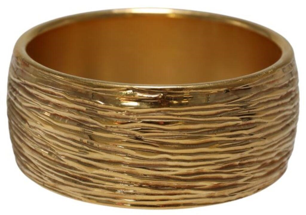 Appraisal: Estate kt yellow gold bangle bracelet Milor Italy textured hollow