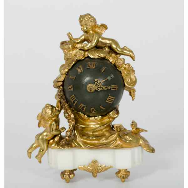 Appraisal: French Orb Clock Continental ca late 's A small shelf