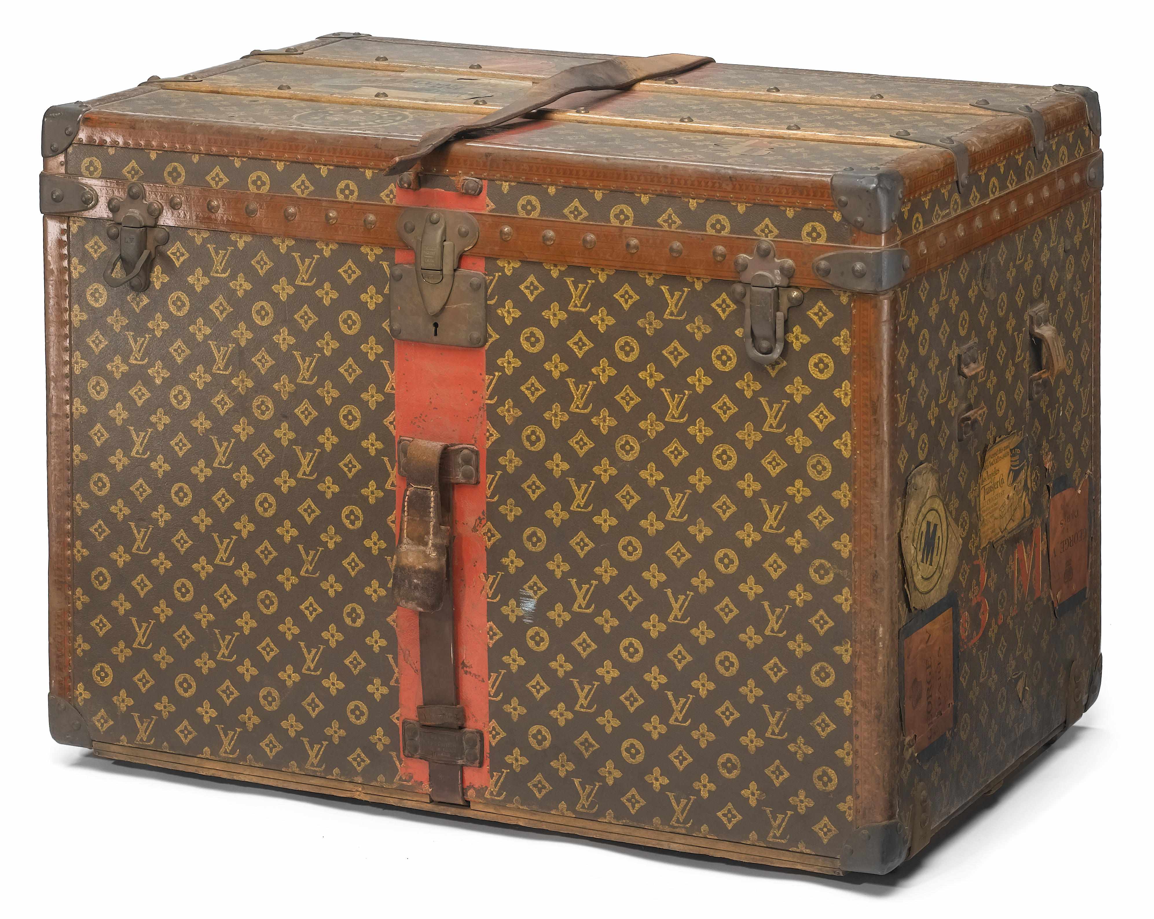 Appraisal: A Louis Vuitton trunk serial number The monogrammed case with