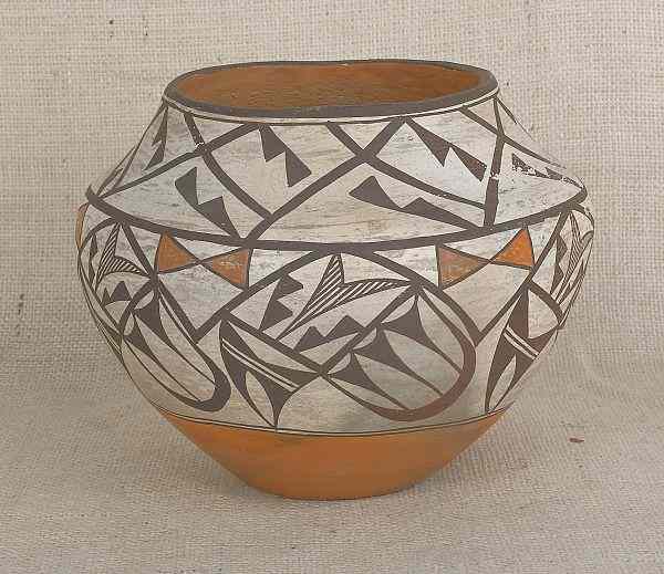 Appraisal: Acoma pottery olla h