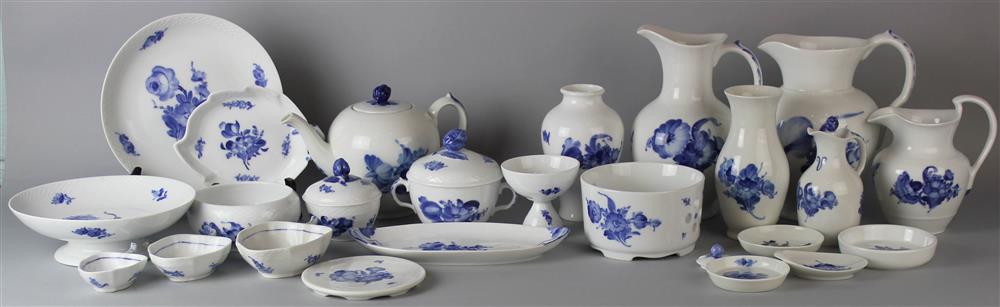 Appraisal: GROUP OF NINETY-FOUR ROYAL COPENHAGEN 'BLUE FLOWER' TEA AND COFFEE