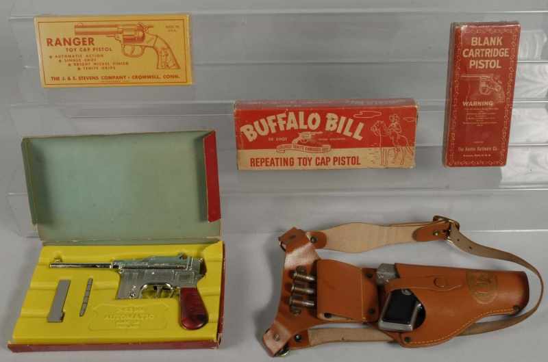 Appraisal: Lot of Cap Guns Description Includes one Lone Star mint