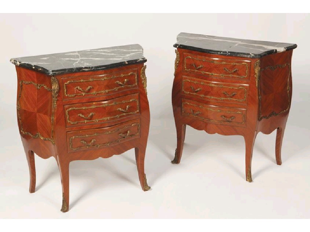 Appraisal: A PAIR OF LOUIS XV STYLE SERPENTINE PETIT COMMODES with