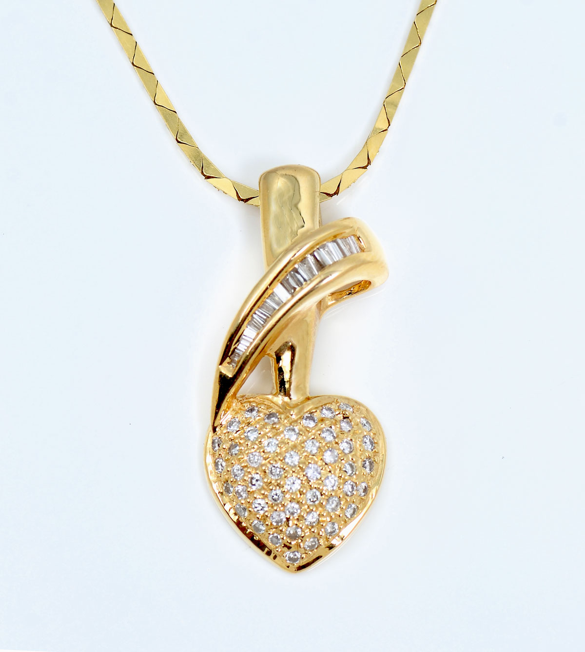 Appraisal: ITALIAN K PAVE SET HEART PENDANT WITH CHAIN Pave set