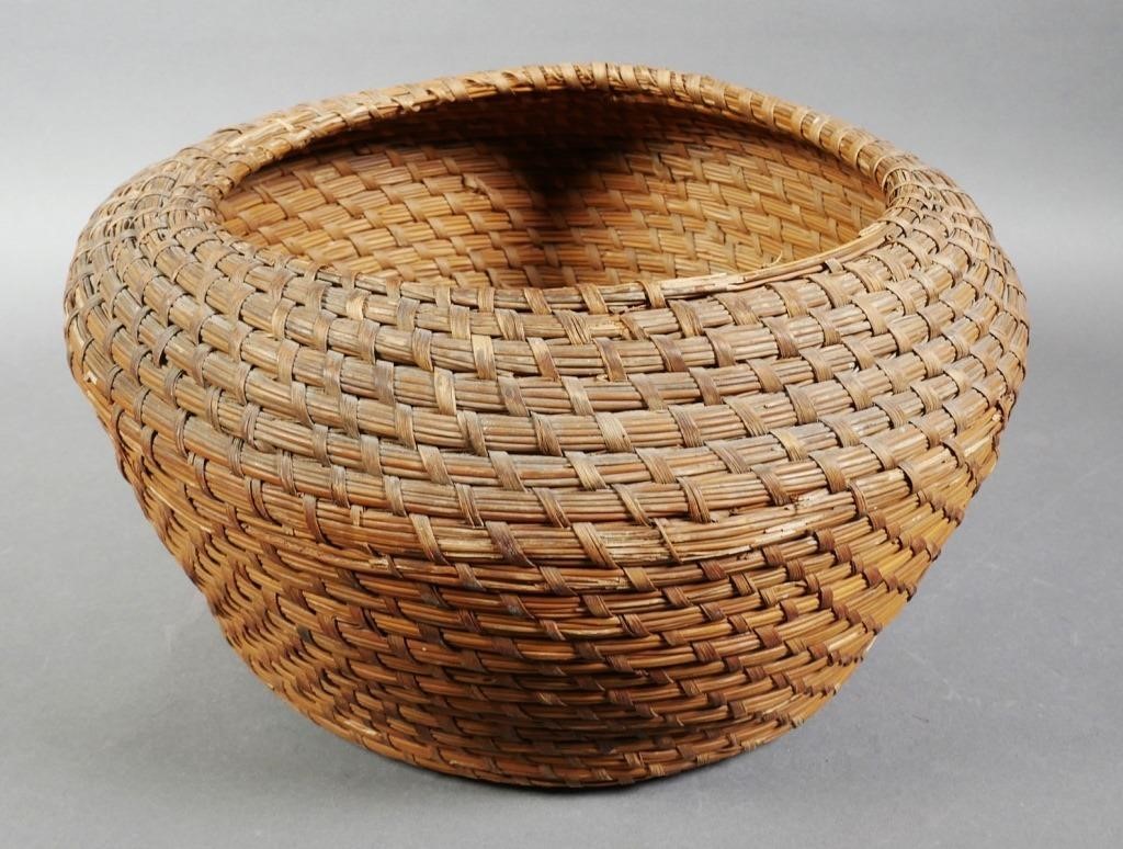 Appraisal: Vintage basket woven from pine tree needles by Seminole Indians