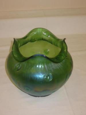 Appraisal: A LOETZ STYLE GREEN GLASS BOWL of tapering form with