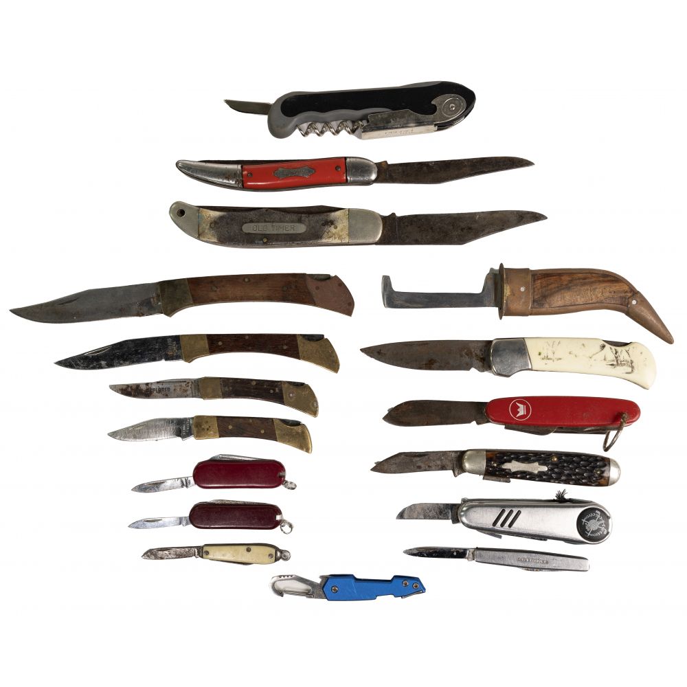 Appraisal: KNIFE ASSORTMENT items including pocket knives and a dagger from