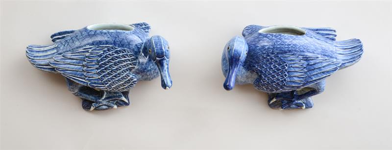 Appraisal: PAIR OF CHINESE BLUE AND WHITE PORCELAIN DUCK-FORM WALL POCKETS