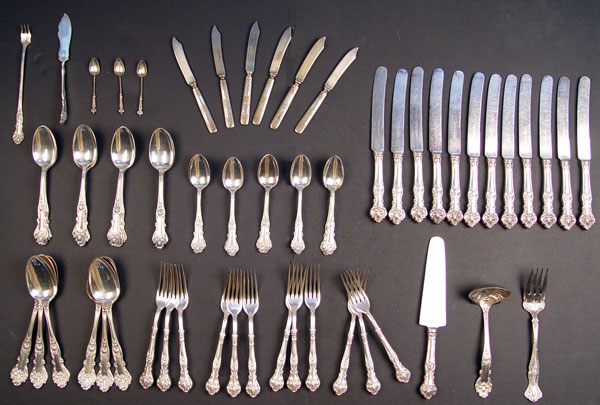 Appraisal: ROGERS CHARTER OAK SILVERPLATE FLATWARE SET pieces by Rogers Brothers