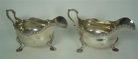 Appraisal: A pair of sauce boats by T Bradbury Sons with