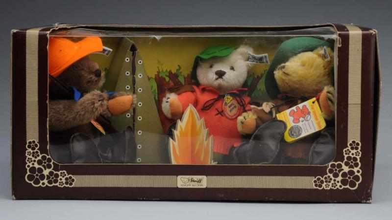 Appraisal: Steiff Teddy Bear Campfire Set Limited Edition Set with three