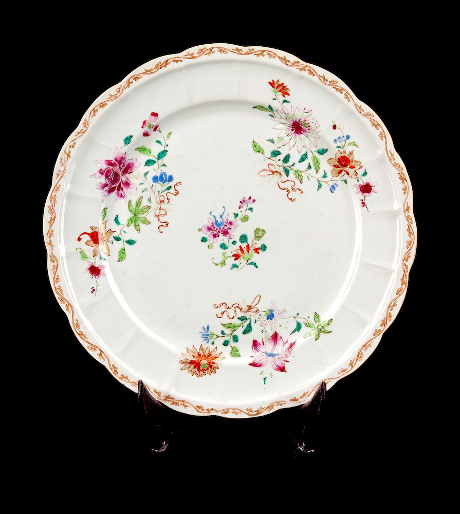 Appraisal: A Chinese Famille Rose Porcelain Charger A Chinese Famille Rose