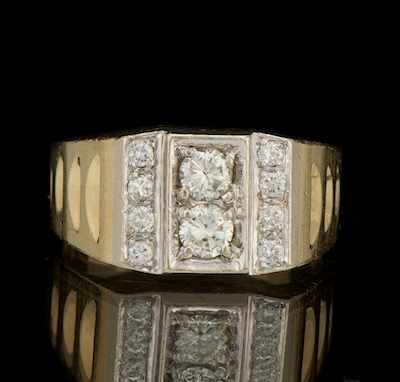 Appraisal: A Gentleman's Diamond Ring k yellow gold ring with a