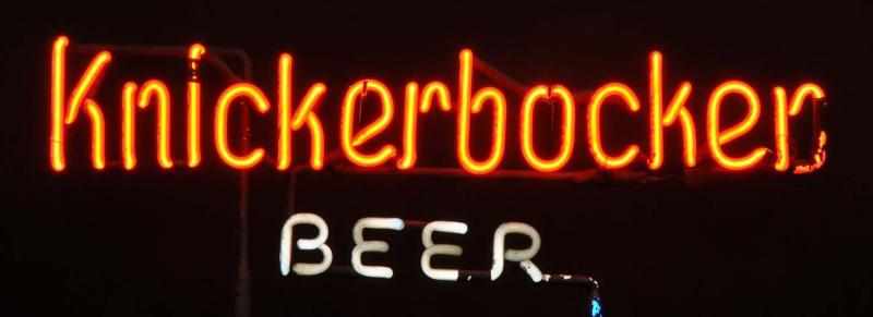 Appraisal: Knickerbocker Beer Neon Sign Description s Jacob Ruppert Brewing Company