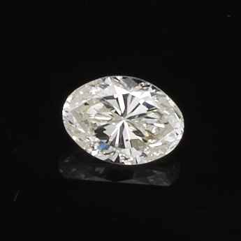 Appraisal: UNMOUNTED CT OVAL CUT DIAMOND Unmounted ct oval cut diamond