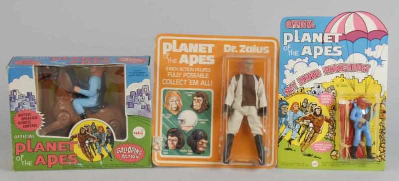 Appraisal: Lot of Vintage Planet of the Apes Items Description All