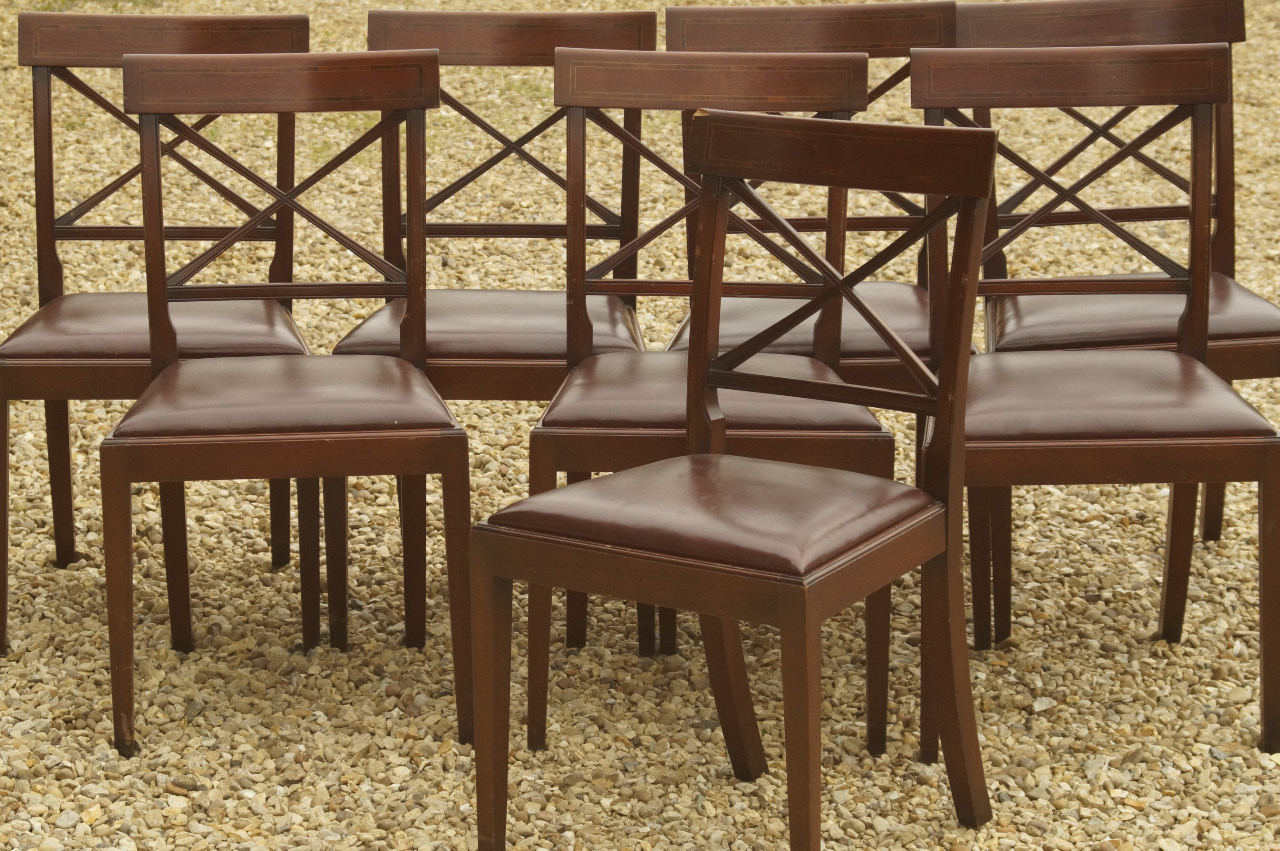 Appraisal: A set of eight reproduction Georgian style dining chairs with