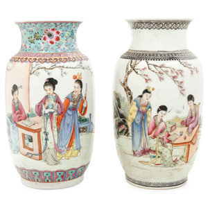 Appraisal: A Pair of Chinese Famille Rose Porcelain 'Ladies' Vases each