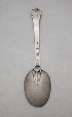 Appraisal: A Charles II dessert spoon pricked 'G' over 'IF' maker