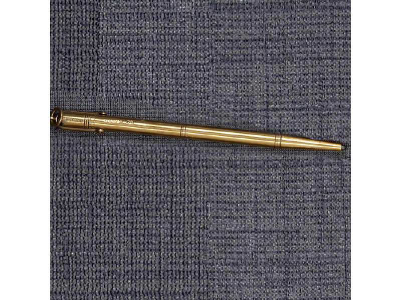 Appraisal: GOLD PENCIL k yellow gold Raker's pointer pencil Weight grams