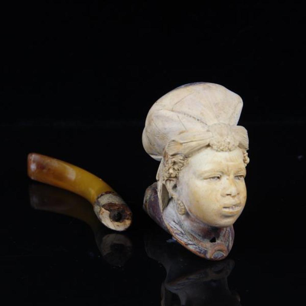 Appraisal: LARGE MEERSCHAUM PIPE WITH DELICATELY CARVED AFRICAN FEMALE BUST WITH