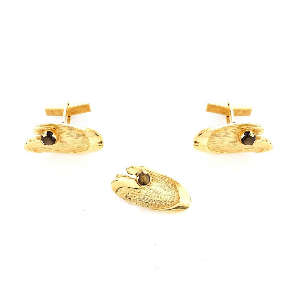 Appraisal: Vintage K Gold Cufflinks and Tie Clip Vintage Cabochon Black