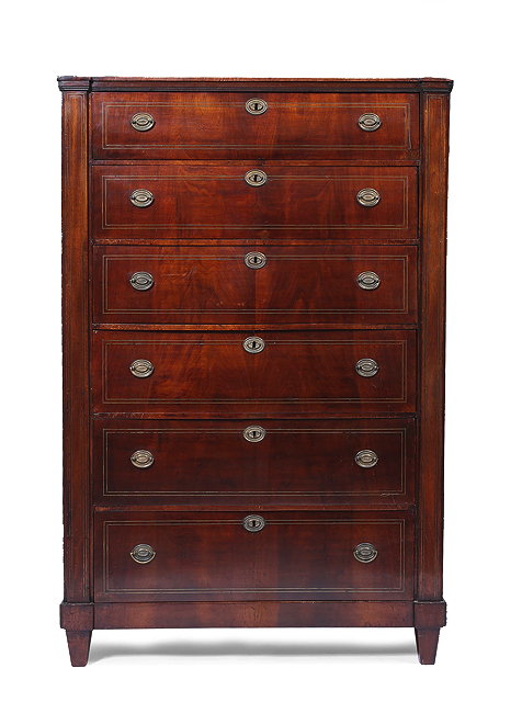 Appraisal: A TH CENTURY MAHOGANY TALL CHEST of six drawers with