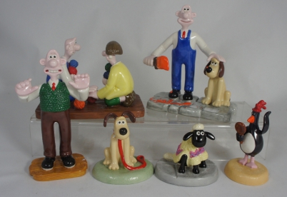 Appraisal: A collection of Coalport Wallace and Gromit figures to include