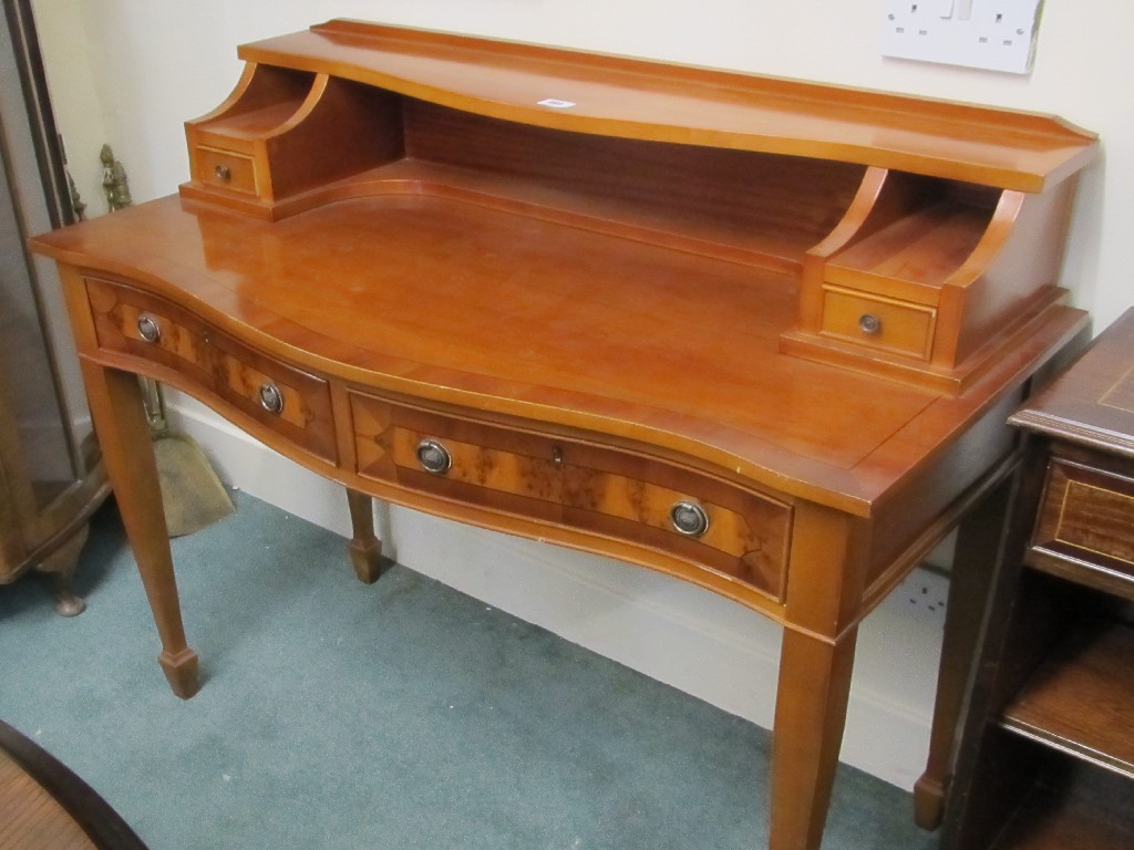 Appraisal: Yew wood desk