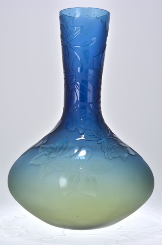 Appraisal: Nectar Breeze Glass Vase Blue top topaz bottom Blenko fat