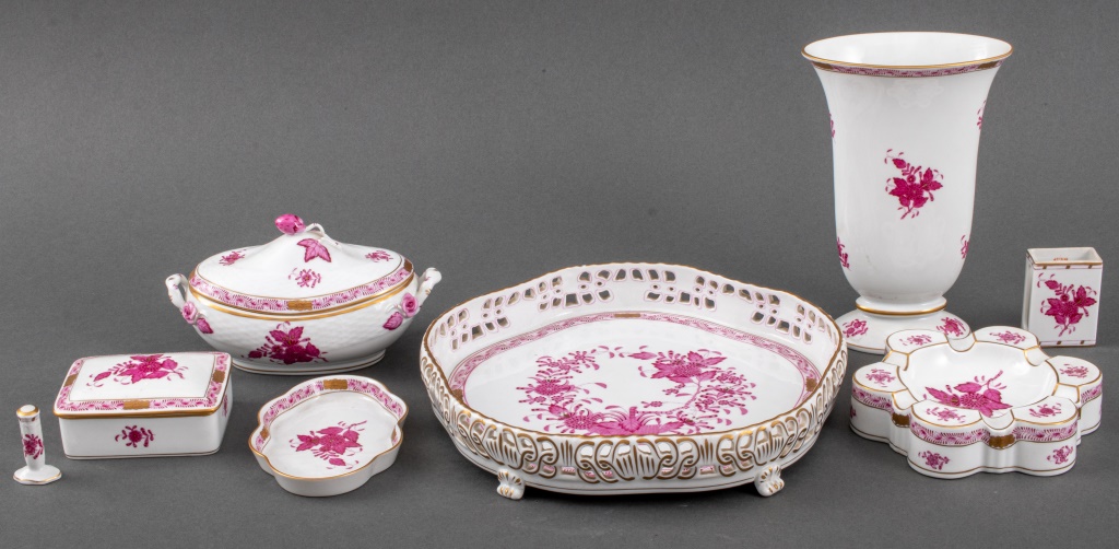 Appraisal: GROUP OF HEREND CHINESE BOUQUET PUCE OBJECTS Group of Hungarian