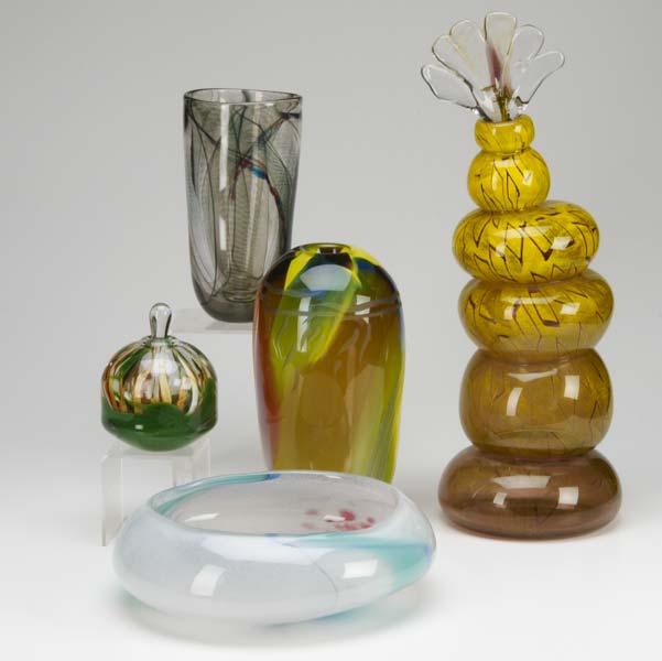 Appraisal: LEON APPLEBAUM JOHN TOOHEY DEBORAH CZESKO Five studio glass pieces