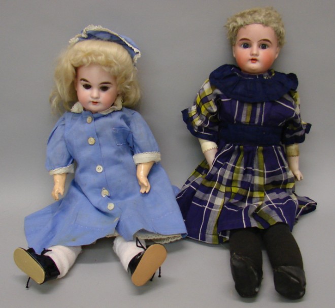 Appraisal: Pair of dolls AM DEP Brown sleep eyes open mouth