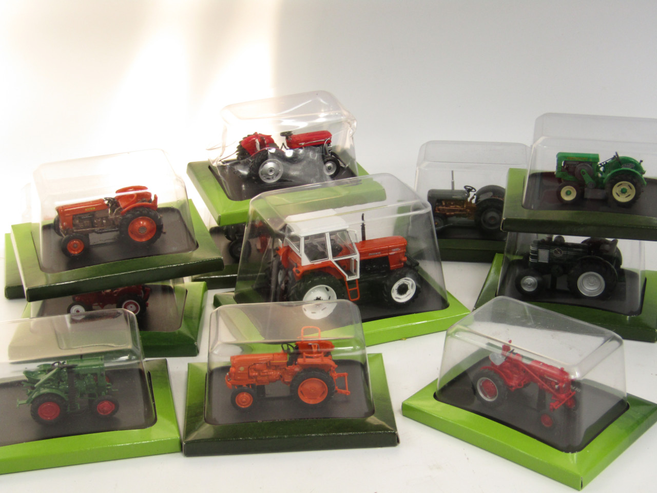 Appraisal: Various Hachette Partworks die cast models of tractors to include