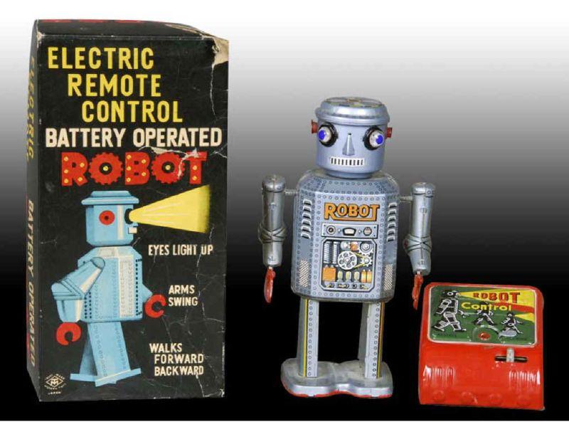 Appraisal: Japanese Tin Battery-Operated R- Toy Robot with Description Robot ''