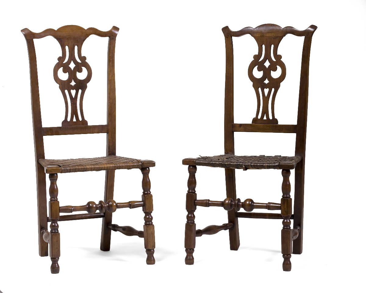 Appraisal: PAIR OF MASSACHUSETTS COUNTRY CHIPPENDALE SIDE CHAIRS Each with a