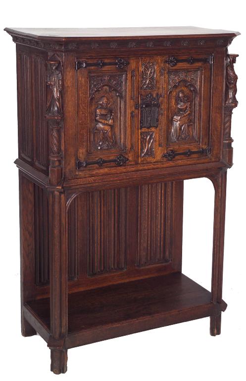 Appraisal: FRENCH OAK BUFFET CUPBOARD IN th CENTURY STYLE the upper