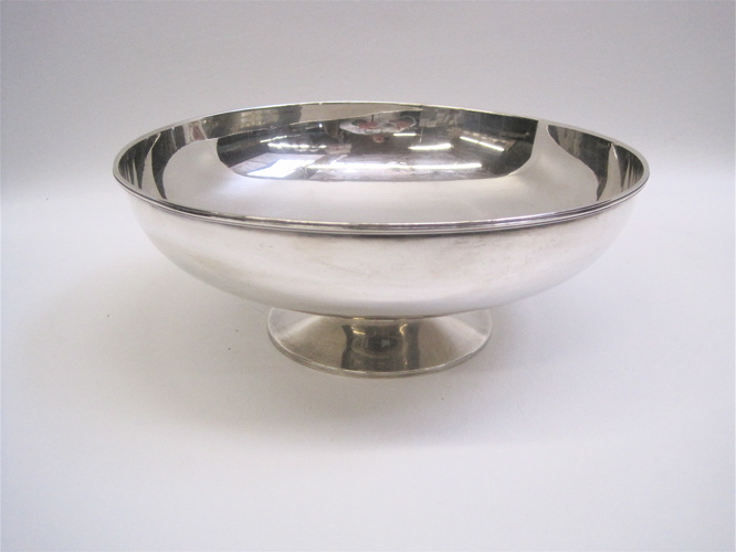 Appraisal: TOWLE SILVERSMITHS STERLING SILVER BOWL raised on pedestal base Dimensions