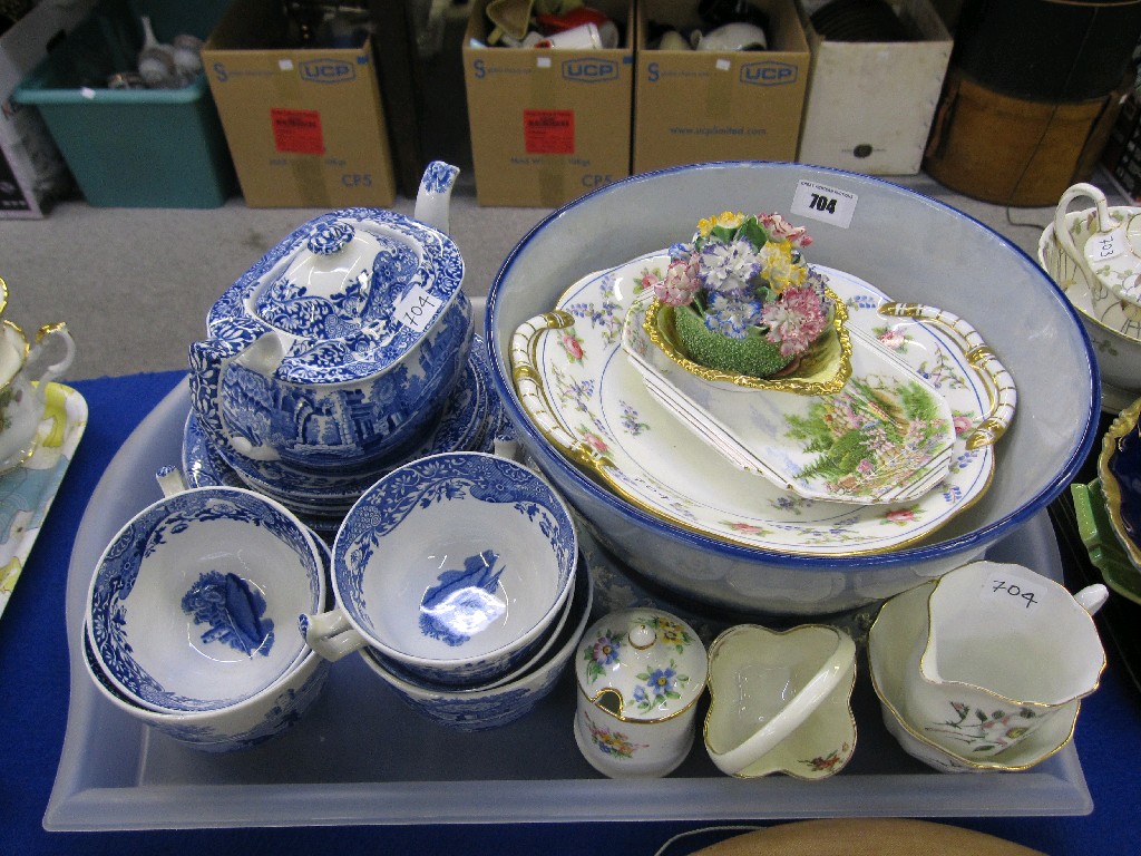 Appraisal: Tray lot to include Spode blue and white teawares Coalport