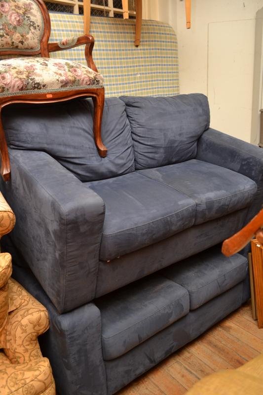 Appraisal: A PAIR OF CONTEMPORARY TWO SEAT BLUE MICROSUEDE COUCHES